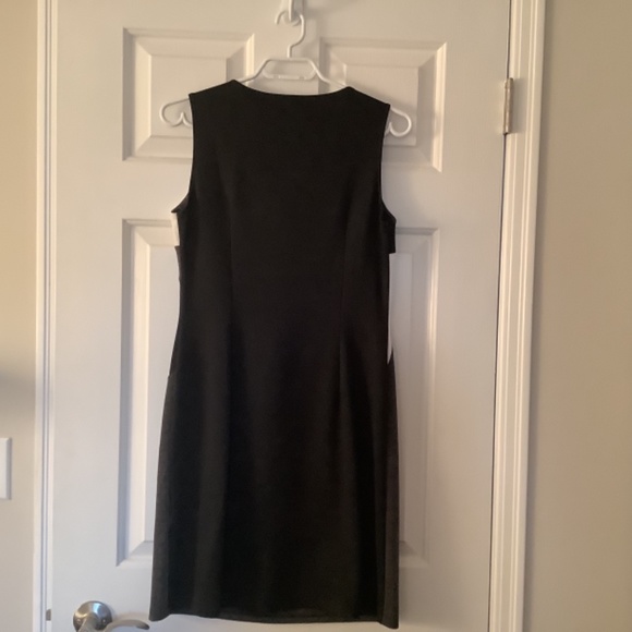 🦋3/$20 Colour Block Sleeveless Knit Dress - Picture 3 of 5